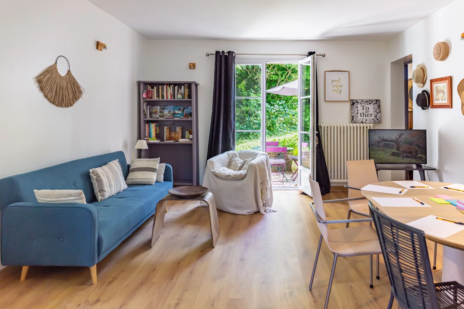 Salon dans Cadre naturel idyllique pour inspiration et projets - 1