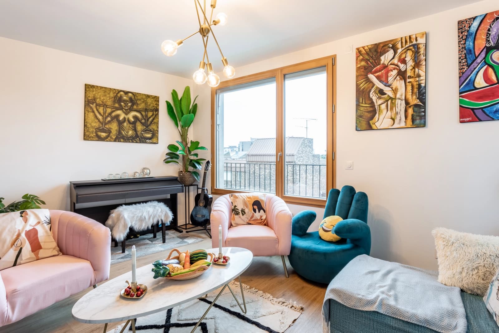 Salon dans Loft clair et son jardin d'hiver, une oasis de verdure - 1