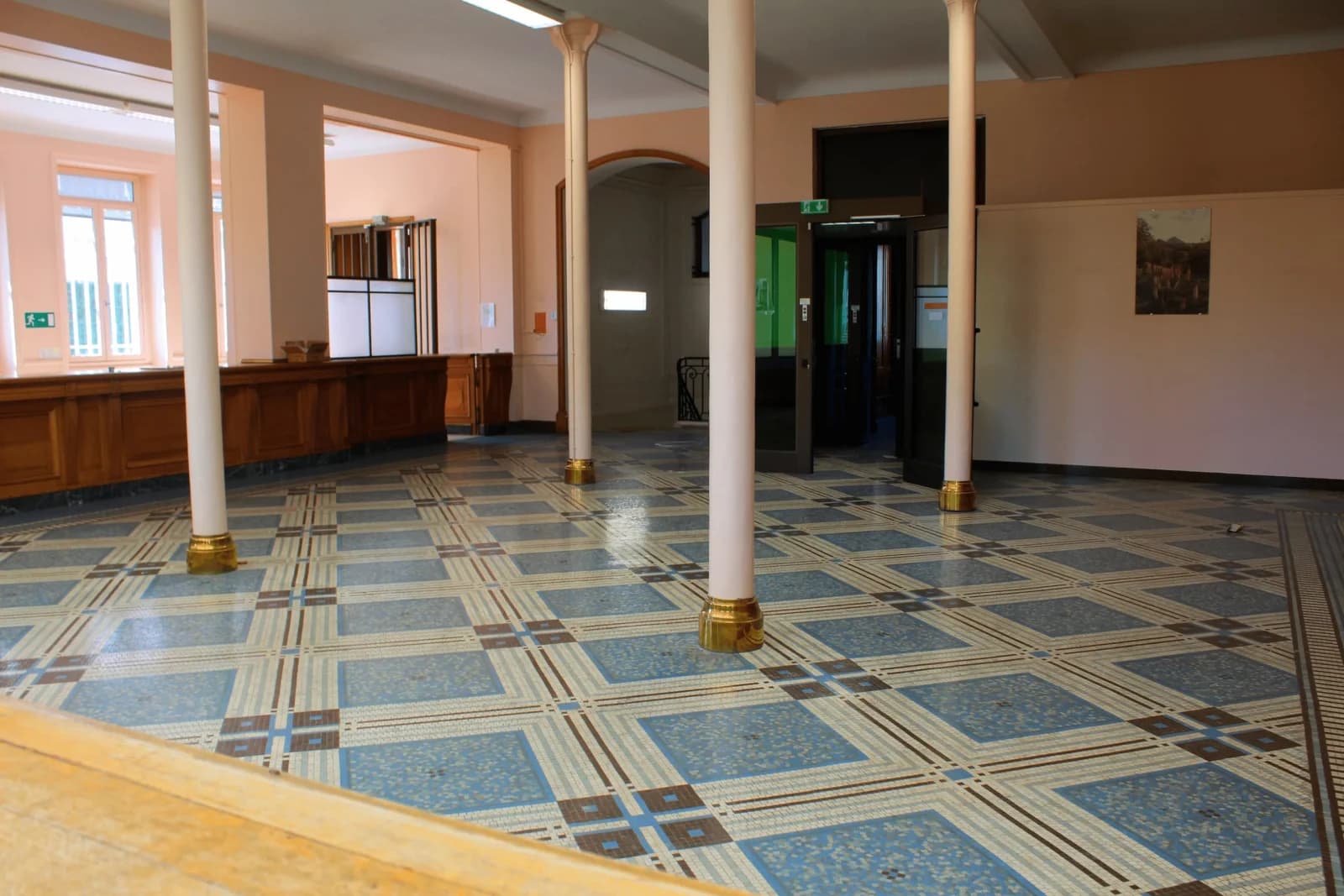 Space Banque de France building - Safe-deposit boxes - 0