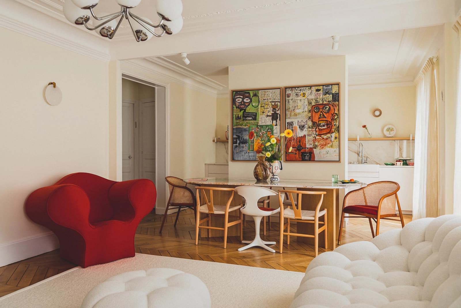 Salle de réunion dans Appartement Haussmannien à la décoration contemporaine - 0