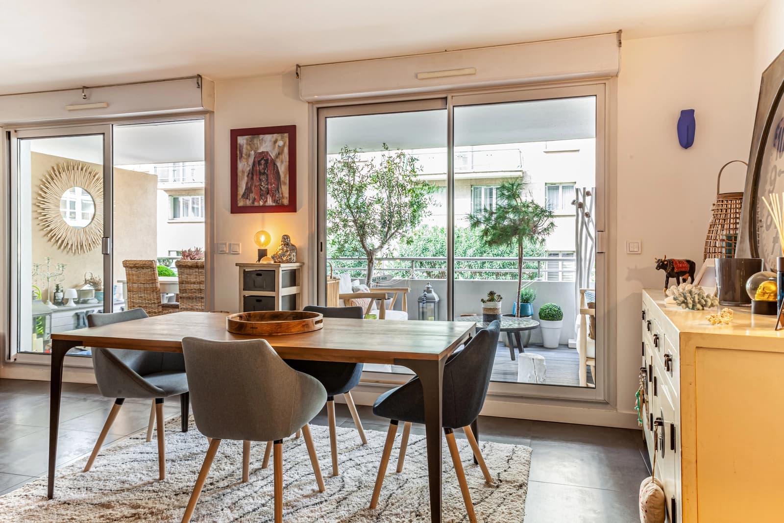 Salle de réunion dans Appartement spacieux agrémenté d'une belle terrasse - 1