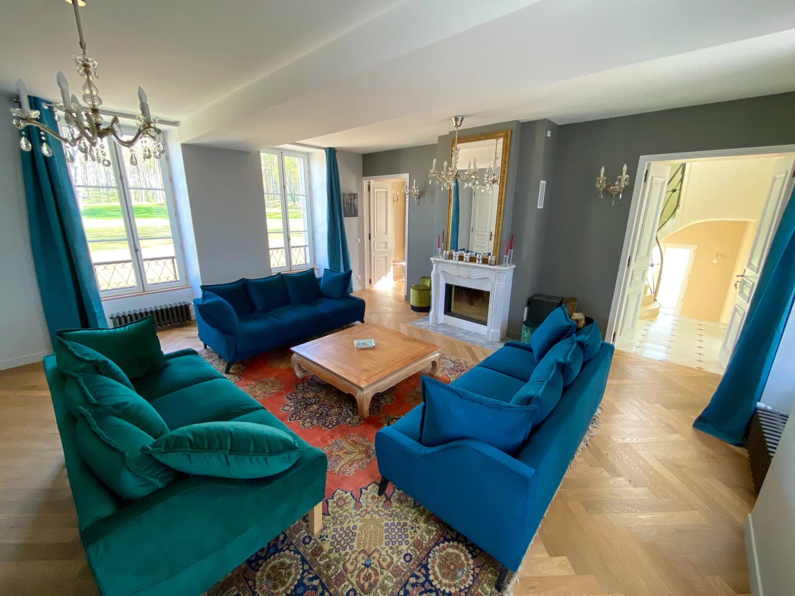 Château de prestige (sud Paris) et son parc de 9 hectares