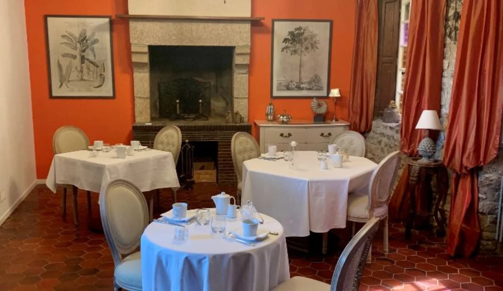 Salle de réunion dans Manoir de style malouin, une perle près de Dinan - 1