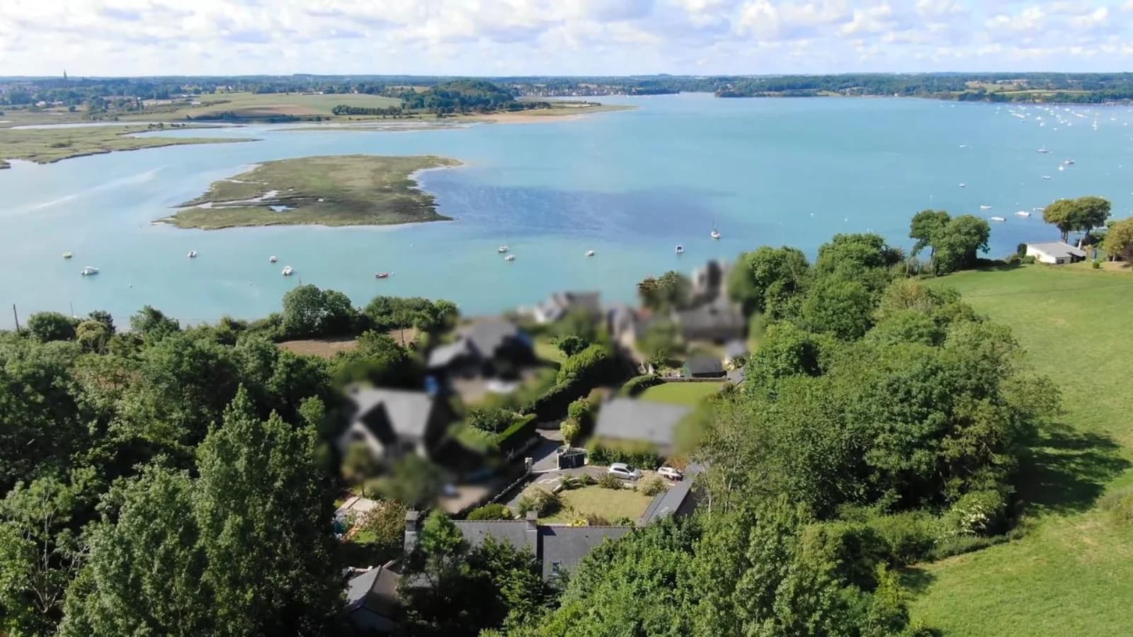 Salle de réunion dans Vaste villa en bord de Rance avec son bassin de nage - 1