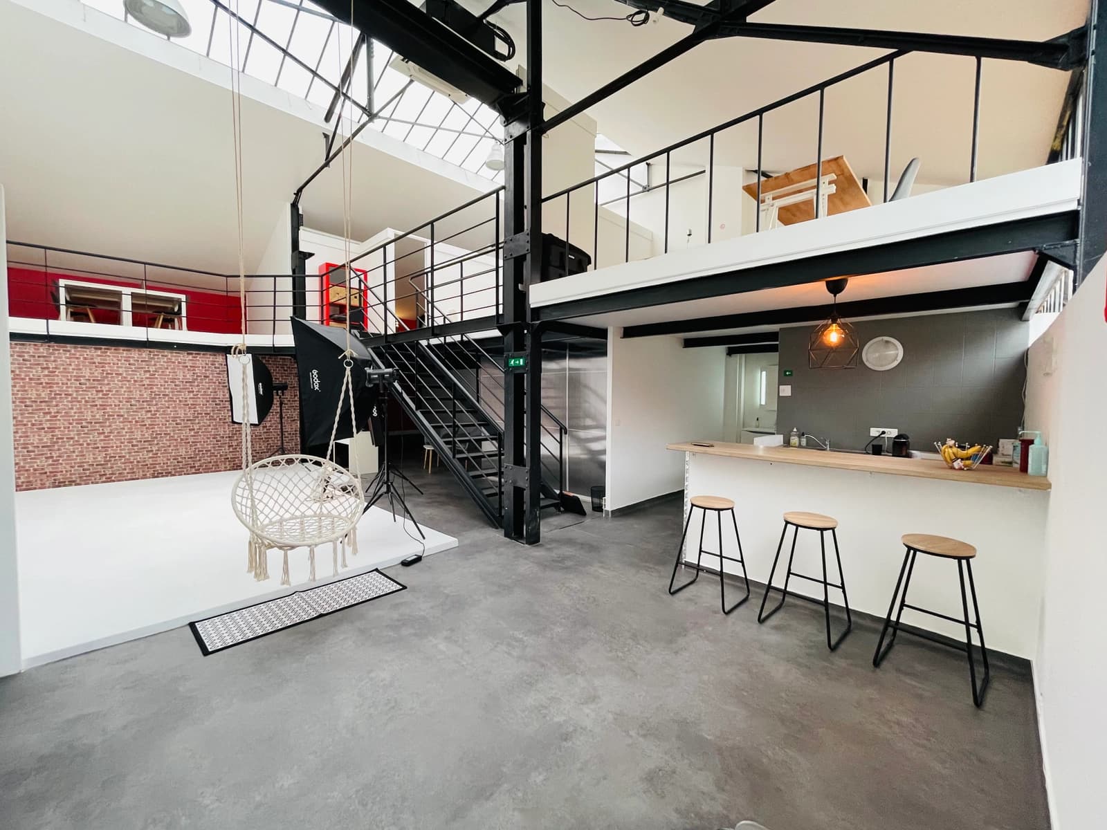 Loft industriel parfaitement équipé pour les tournages