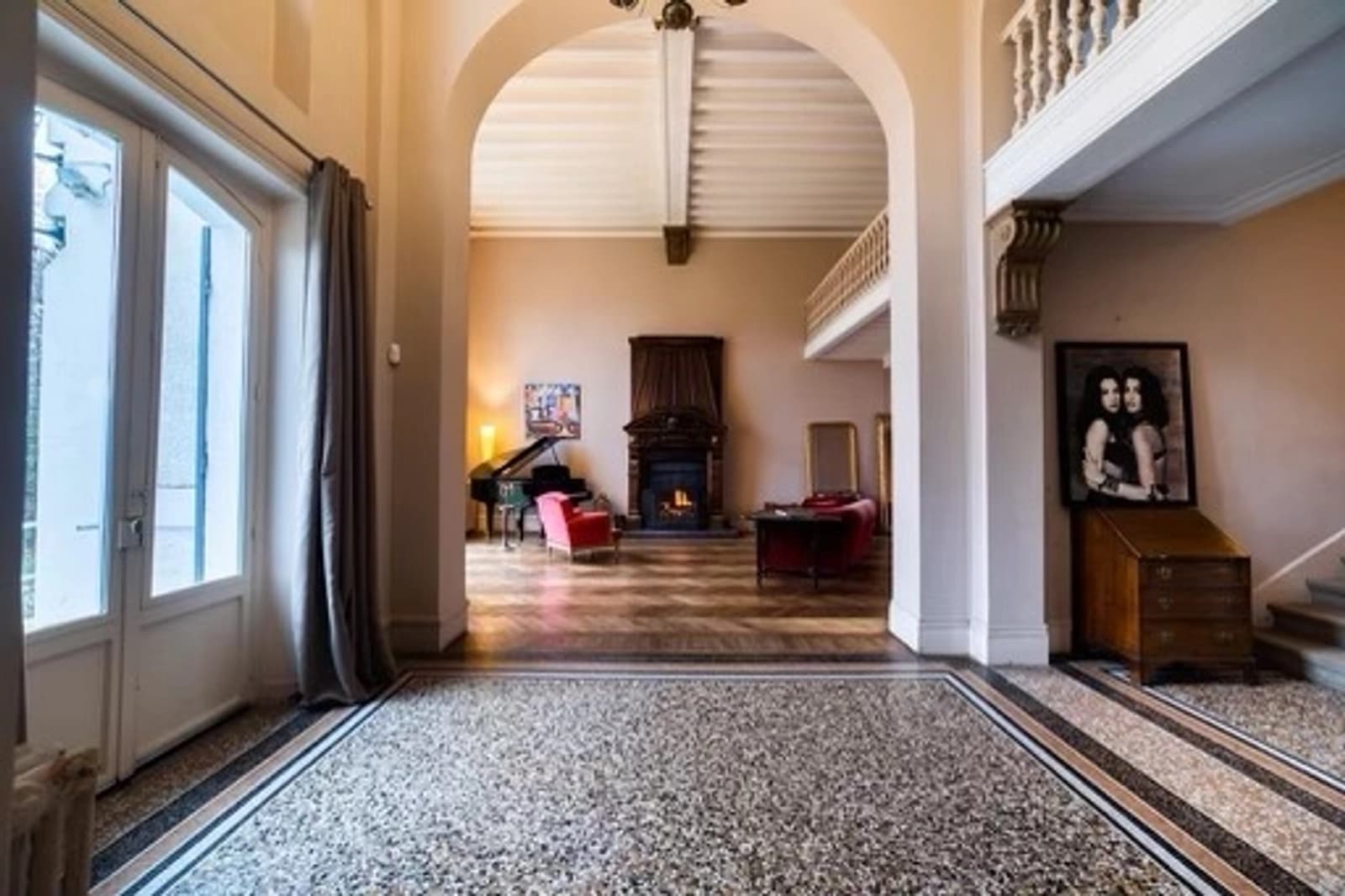 Living room in Maison Scène sur Seine by Charles Garnier - 1