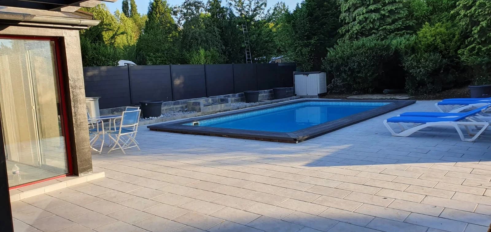 Salle de réunion dans Maison au calme avec son vaste jardin luxuriant - 1