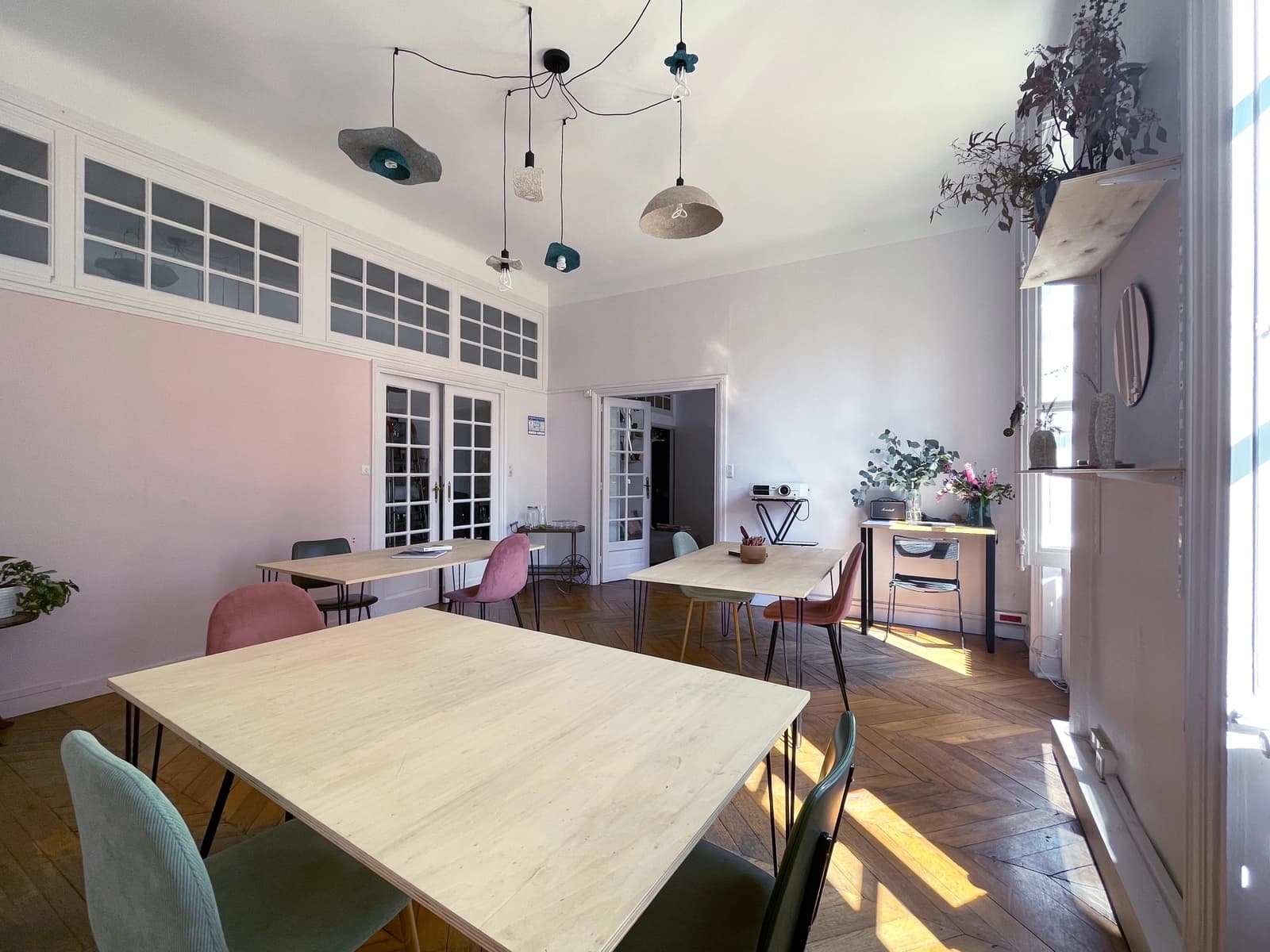 Salle de réunion dans Maison bourgeoise, des espaces pour s'inspirer ! - 1