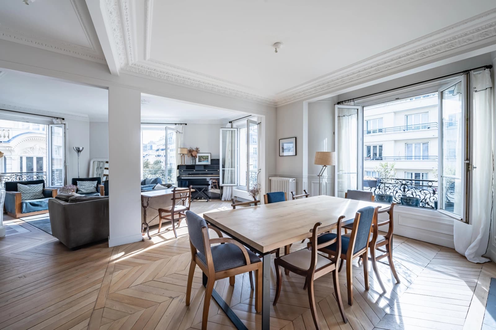 Espace Appartement haussmannien très clair et fonctionnel - 2