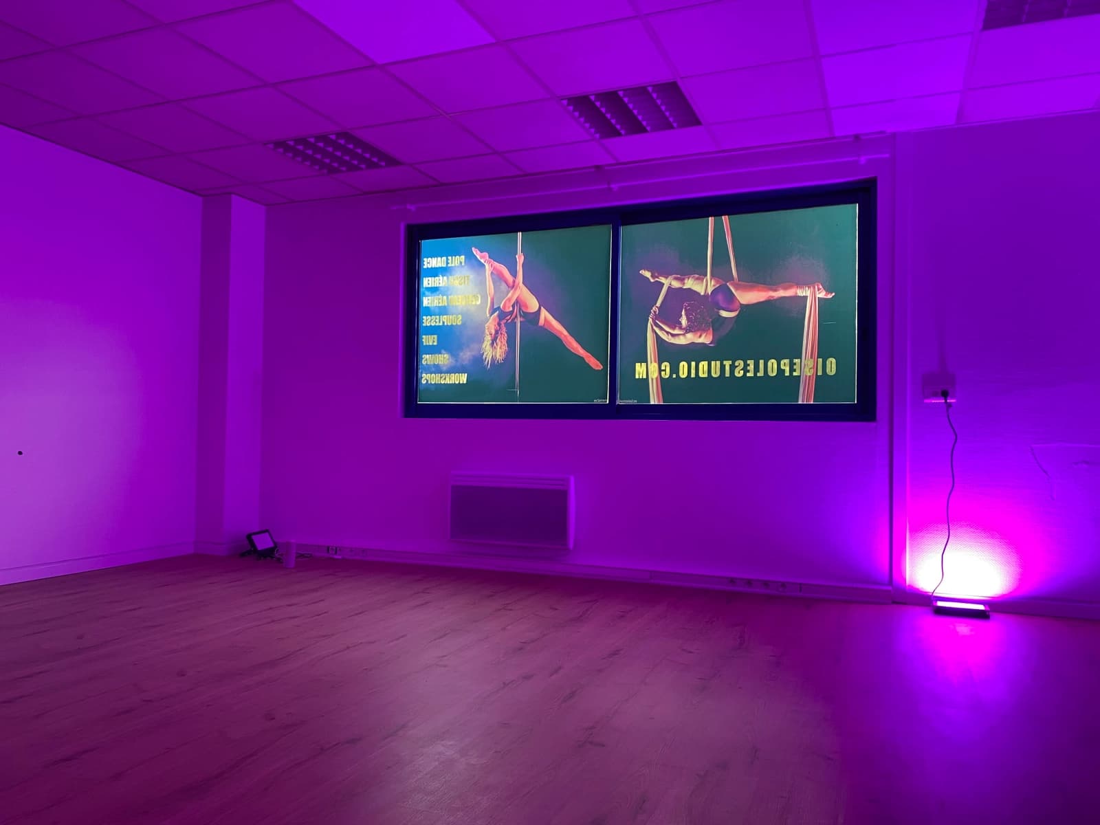 Salon dans Vaste studio lumineux idéal pour la pratique de la danse - 1