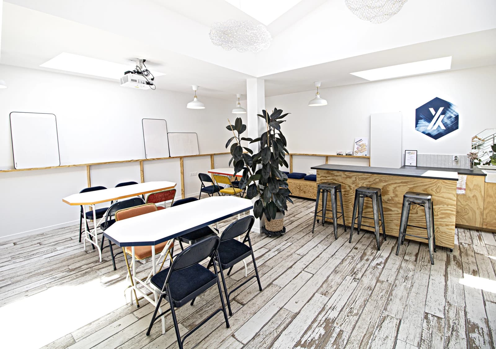 Salle de réunion dans Lieu lumineux avec terrasse aux portes de Paris - 1