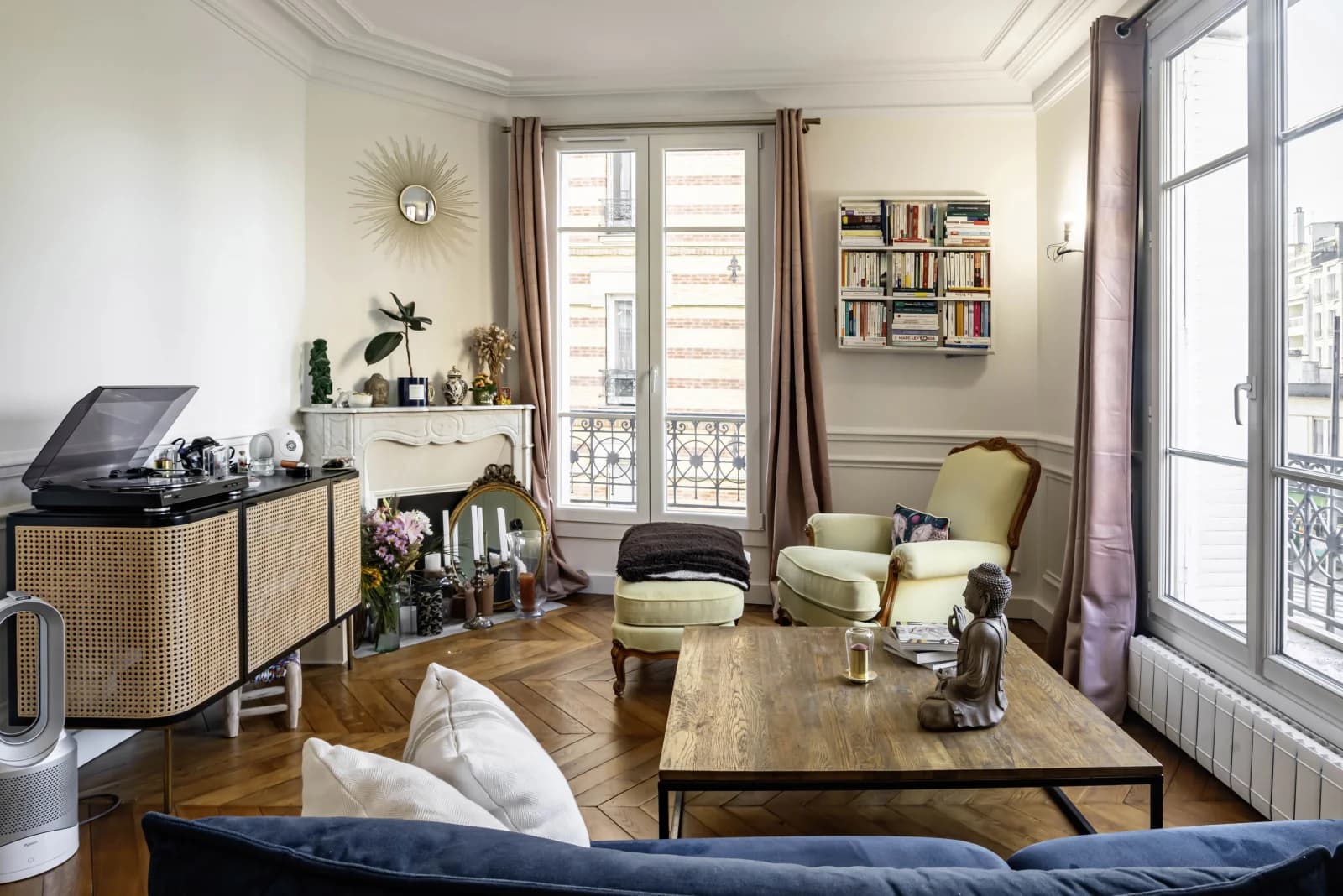 Appartement chaleureux à Bécon-les-Bruyères