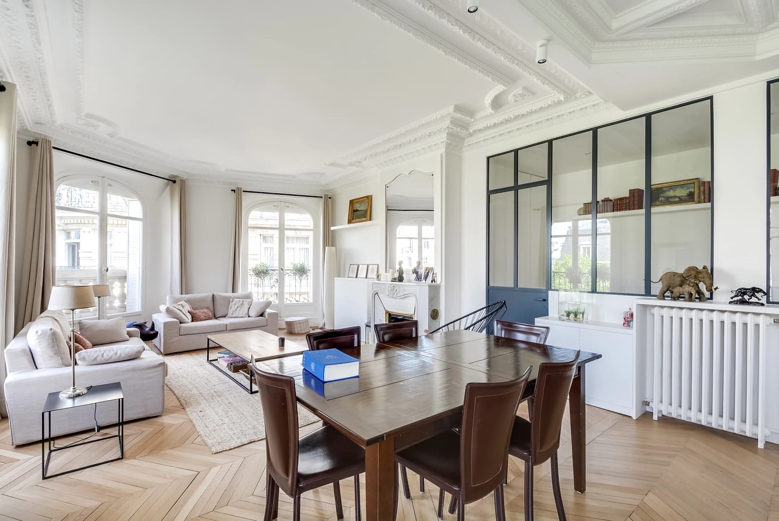 Salle de réunion dans Bel appartement haussmannien au charme parisien - 1