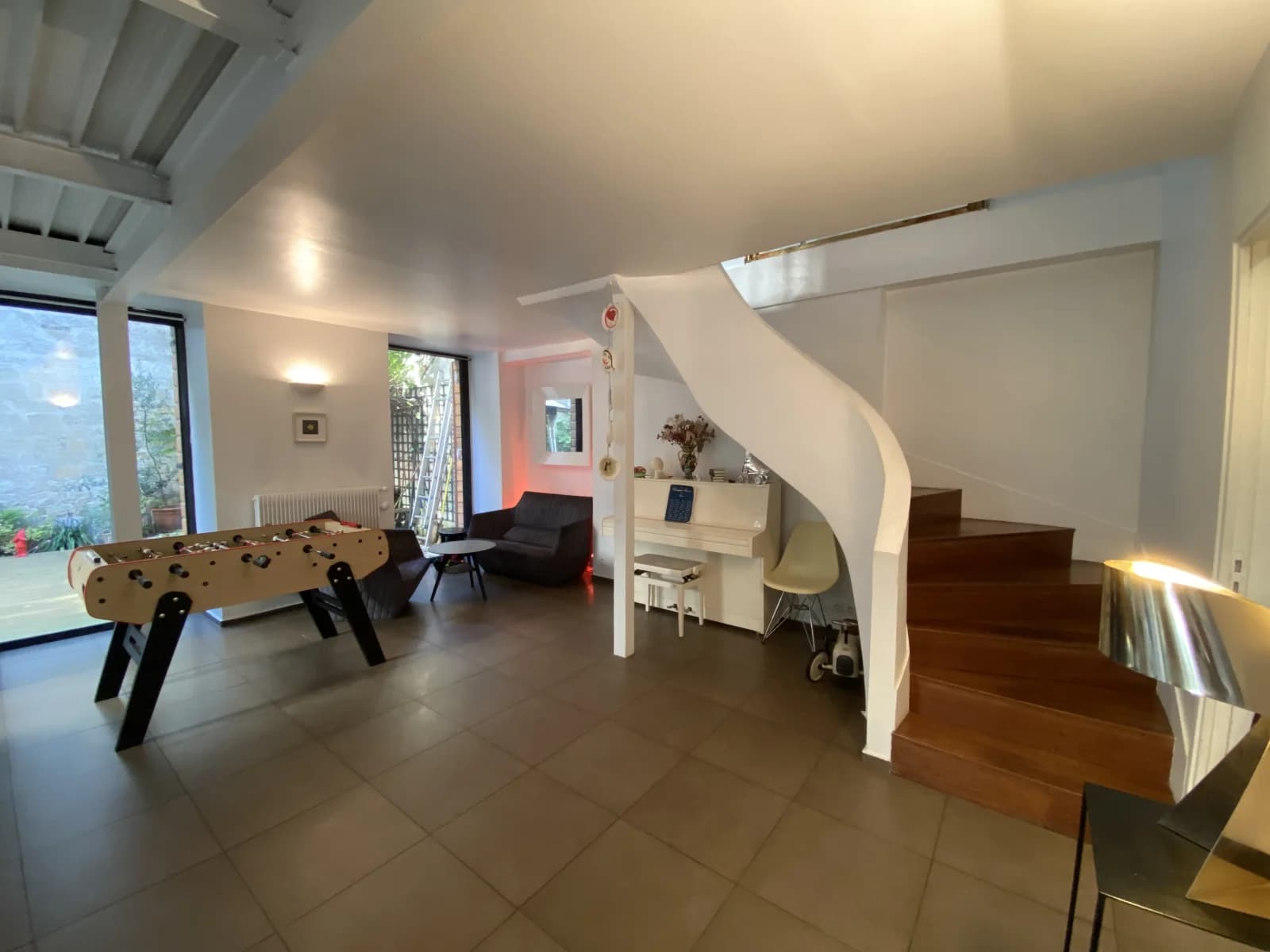 Space spacious, modern home - 0