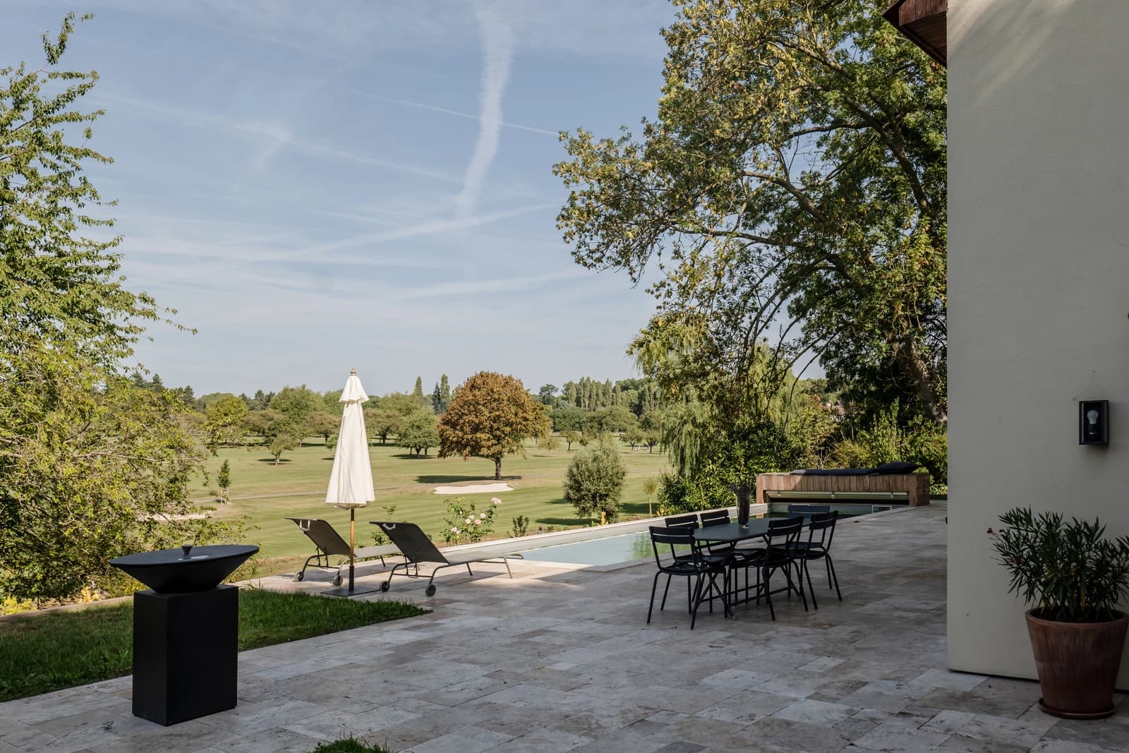 Salle de réunion dans Propriété avec une vue dominante sur le parcours de golf - 1