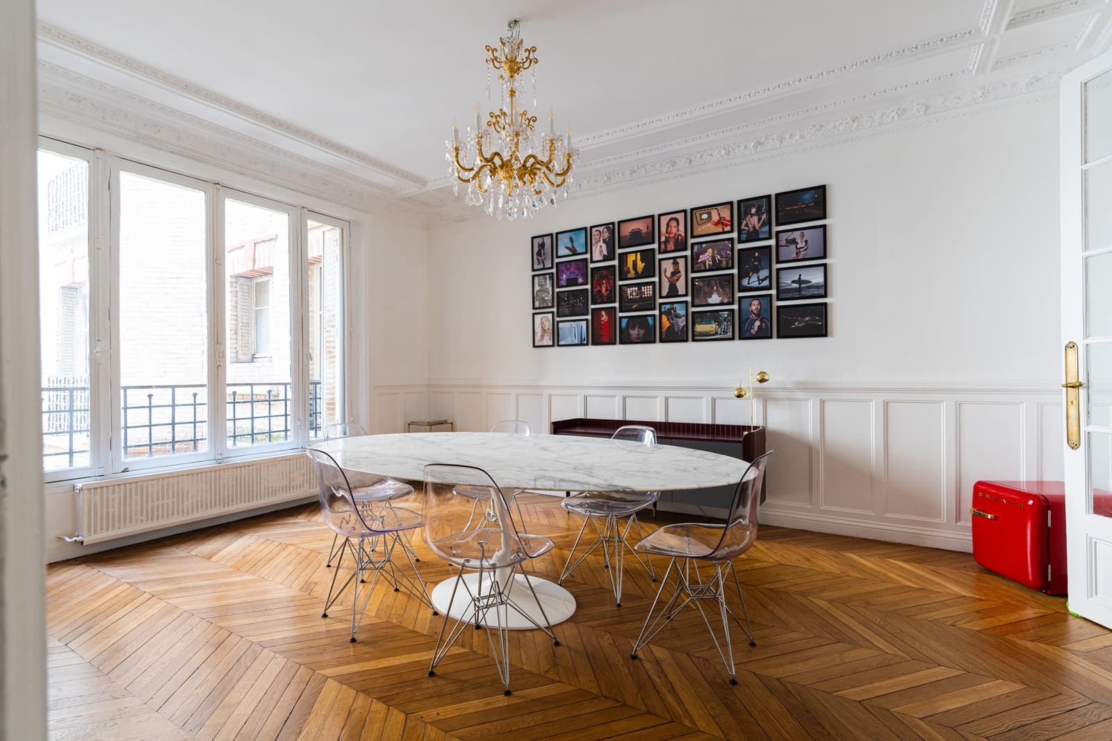 Salle de réunion dans Appartement haussmannien au design épuré et chic - 0