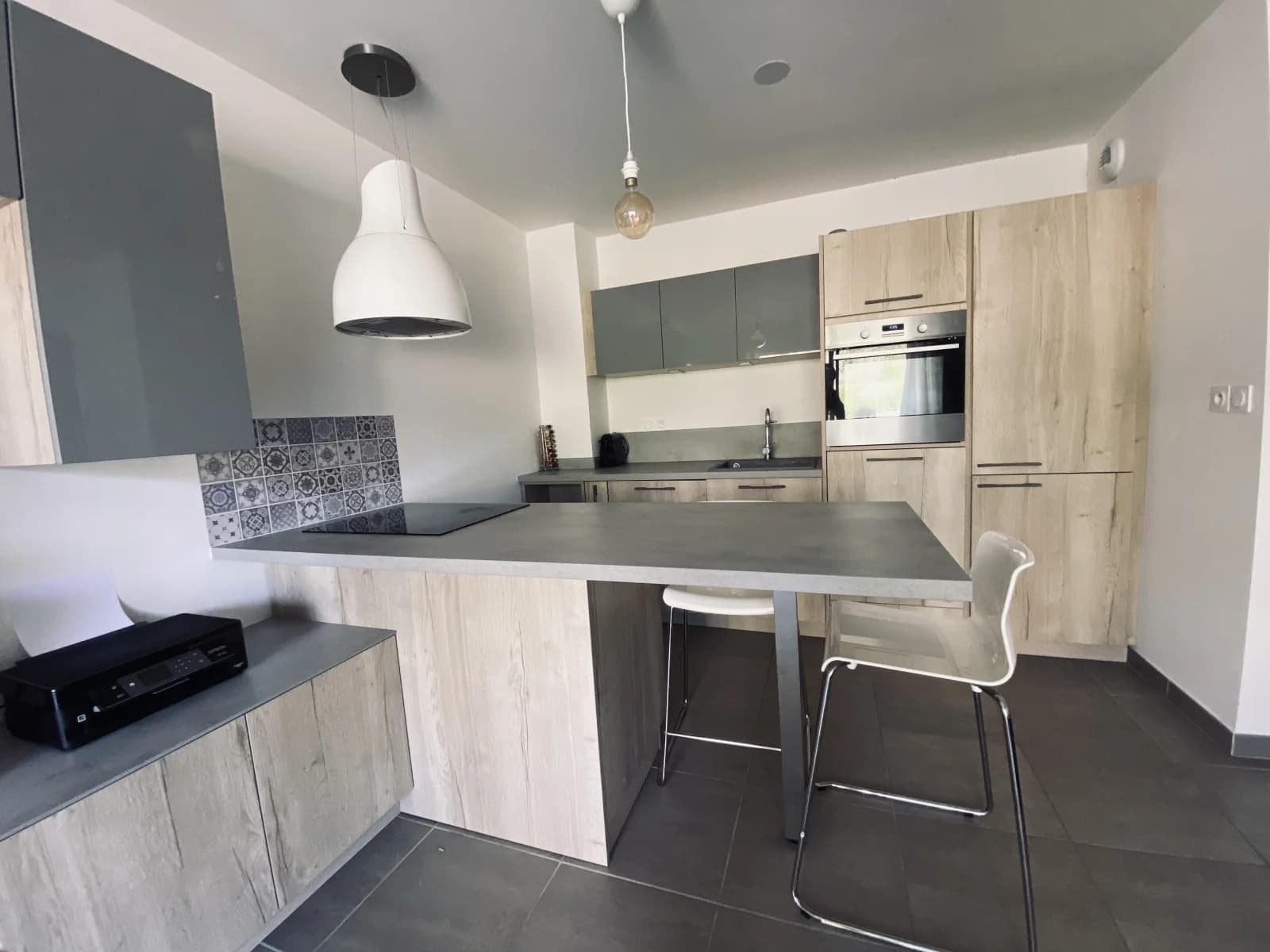Kitchen in Magnificent apartment, large terrace in a quiet location - 1