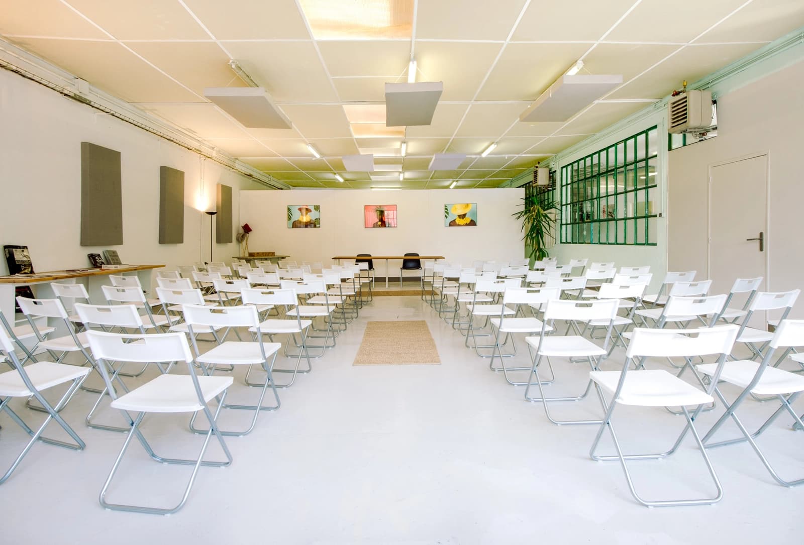 Meeting room in The old Marseille printing works - 1
