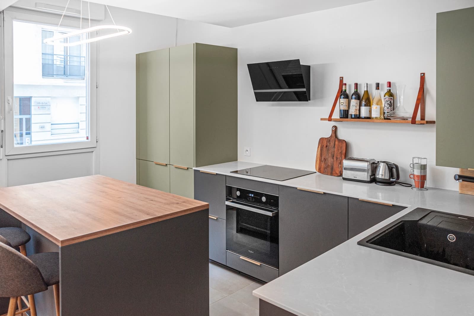 Cuisine dans Appartement chaleureux à deux pas du quartier Part-Dieu - 1