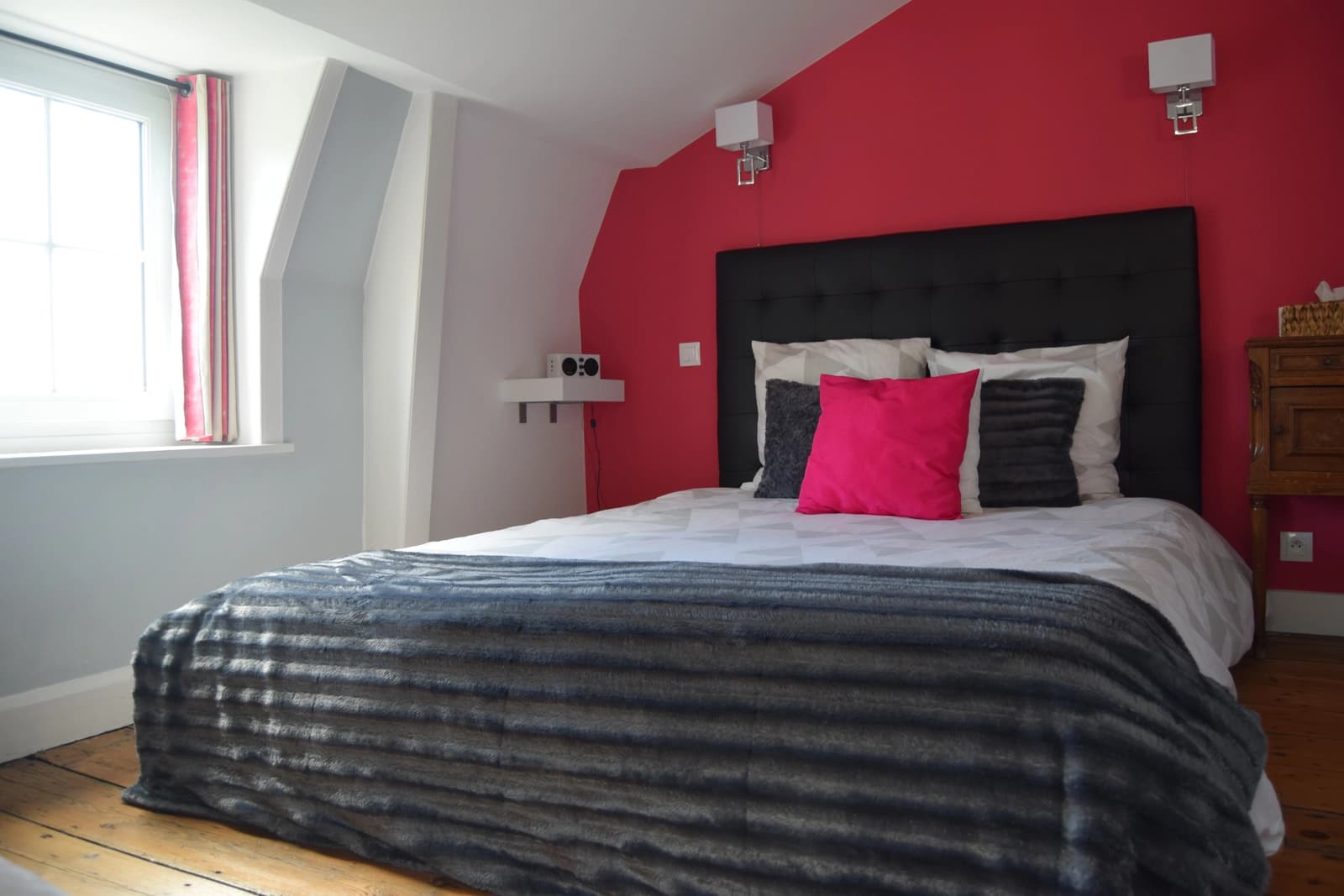 Bedroom in Mansion with spa and garden - 1