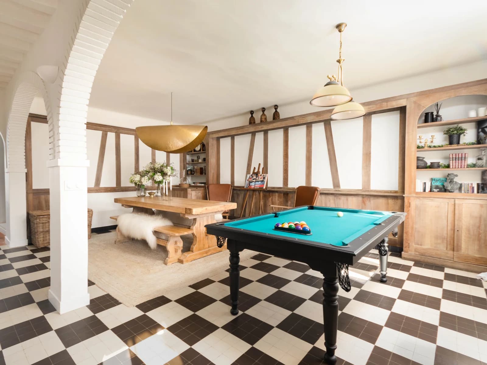 Space Percheron farmhouse - 1