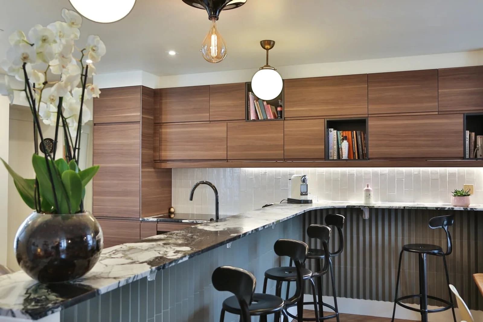 Cuisine dans Très bel appartement au coeur vibrant du Marais - 1