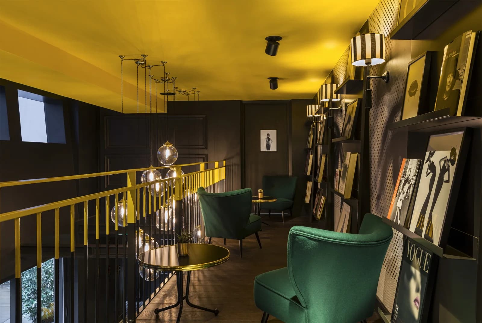 Meeting room in Opera-style bar - 1