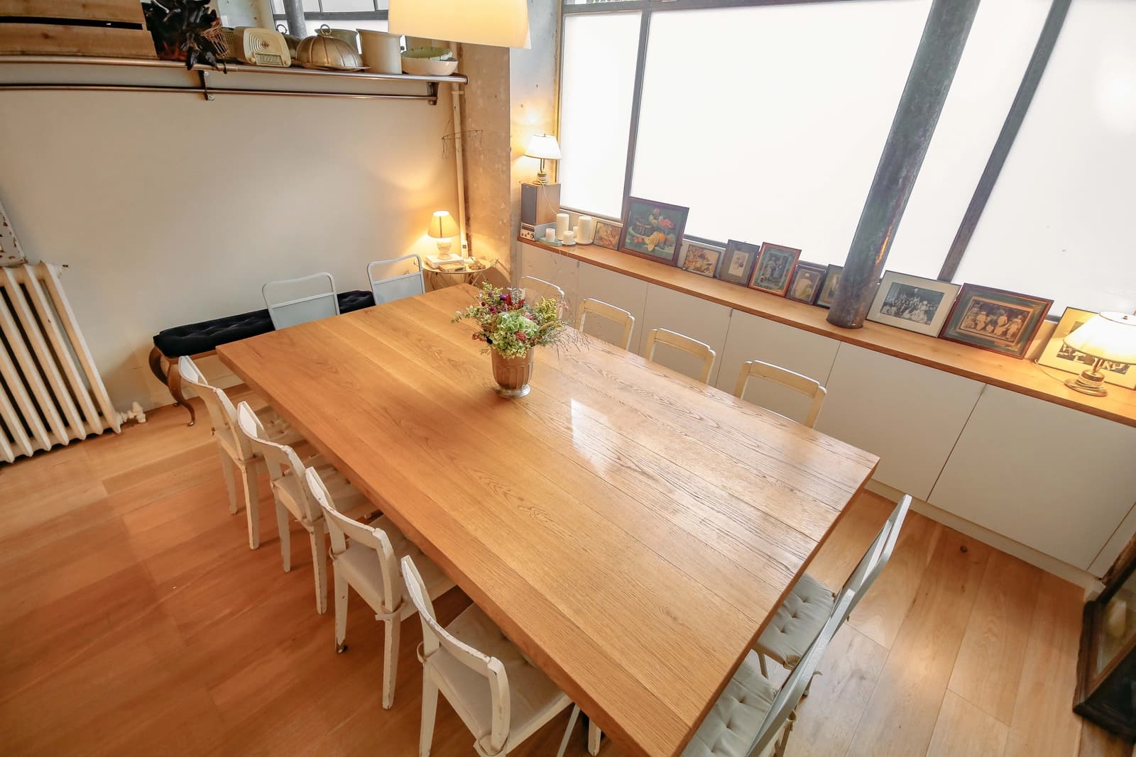 Meeting room in A cosy, retro-style space - 1