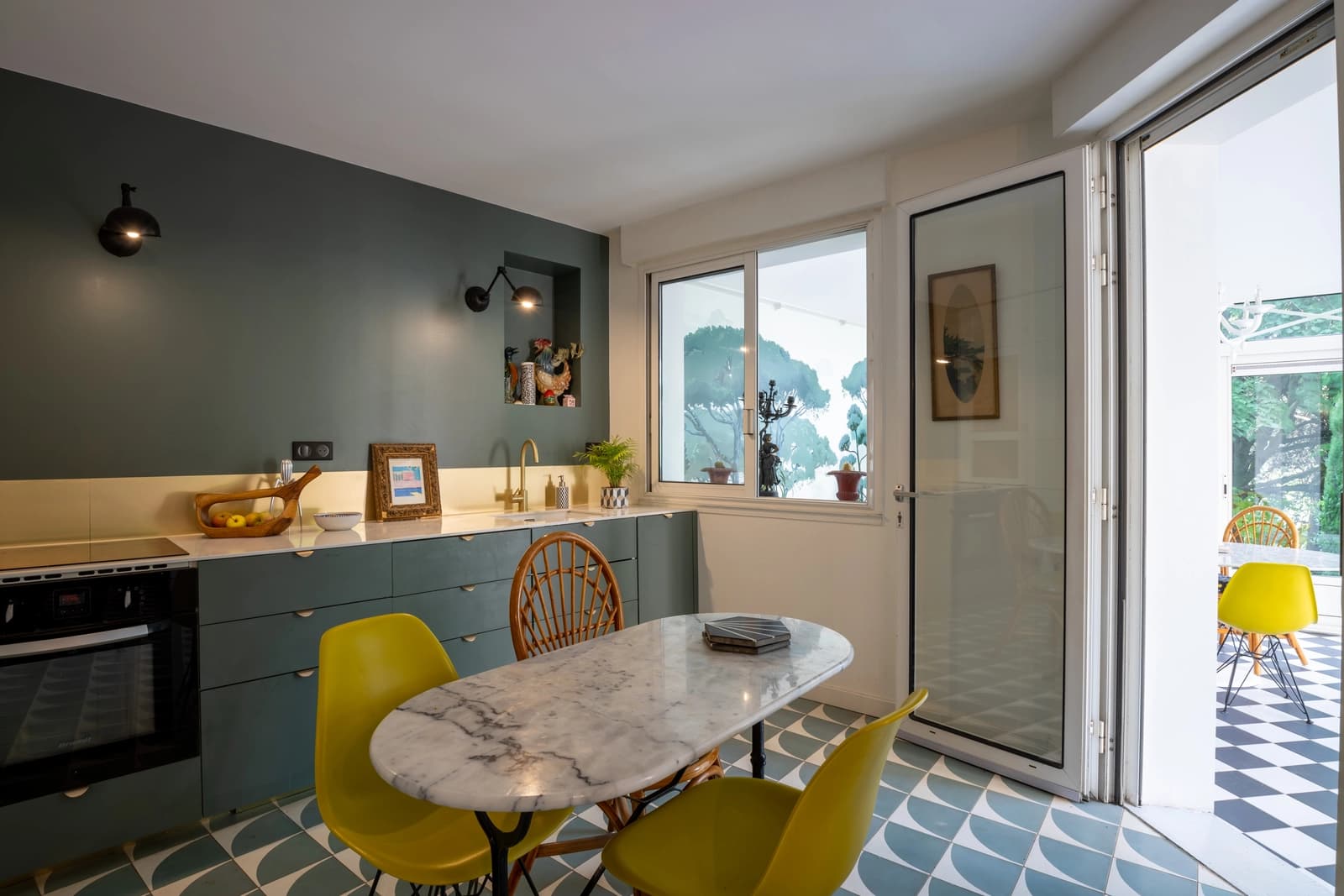 Salle de réunion dans Villa retirée dans un écrin de verdure luxuriante - 1