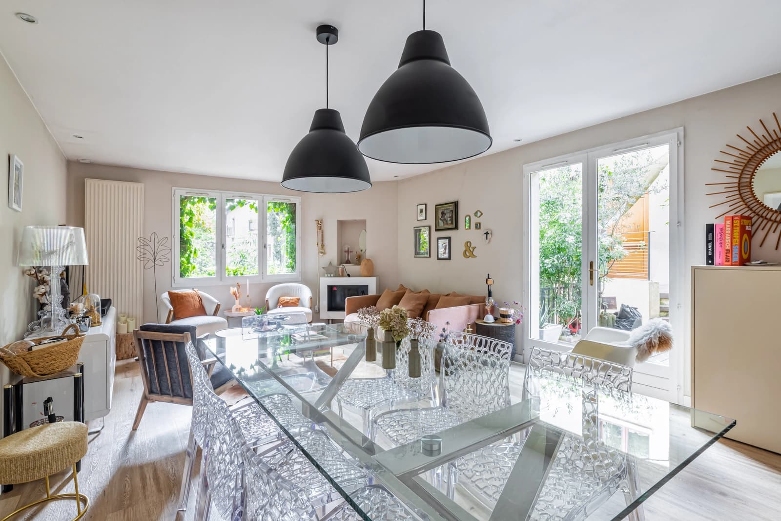 Salle de réunion dans Demeure citadine à l'ambiance dépaysante d'un Riad - 1
