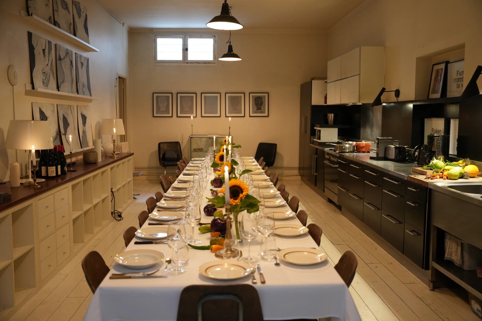 Salle de réunion dans Un atelier d'artiste unique au coeur du Xème - 1