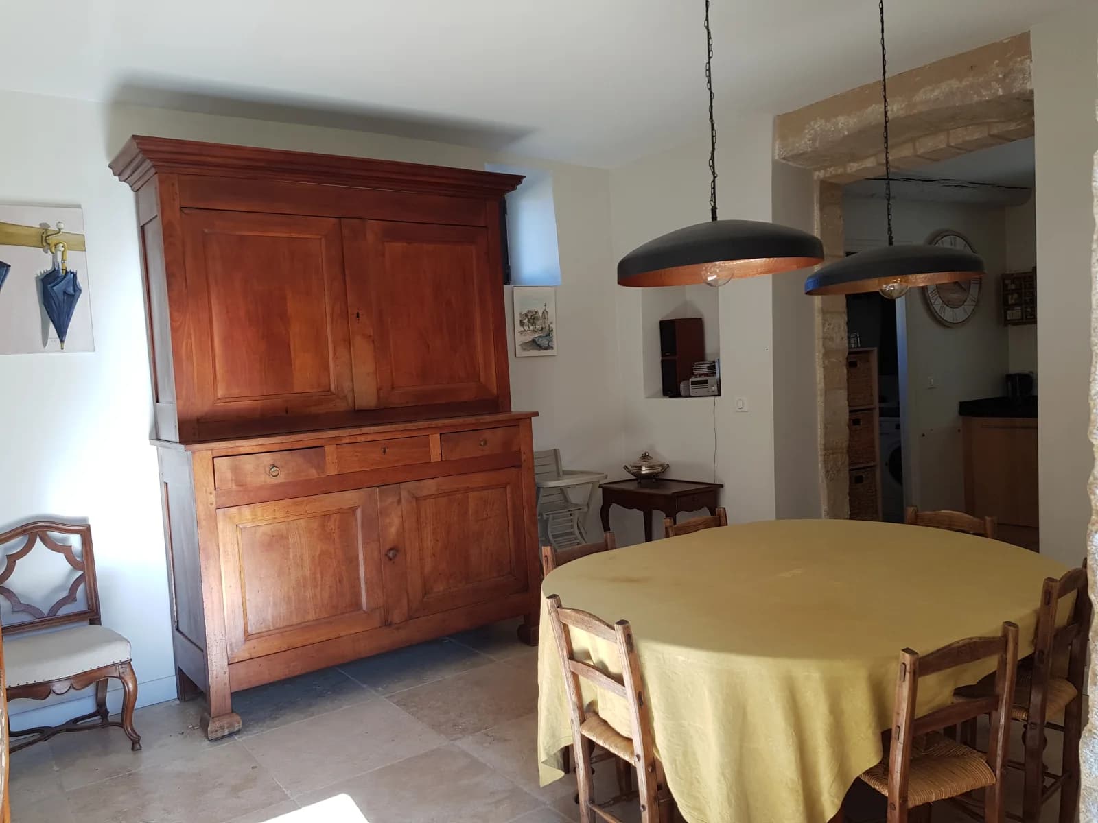 Salle de réunion dans Ancienne chapelle du XVIIe au sein d'un mas provençal - 1