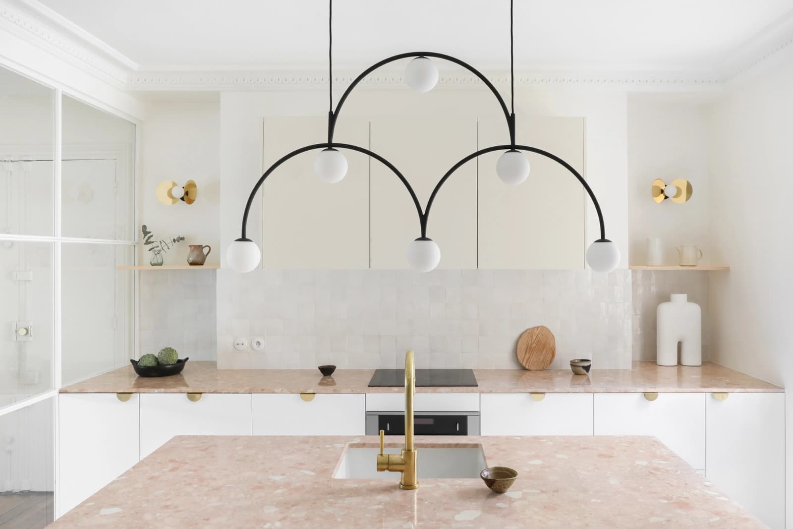 Bathroom in Parisian apartment, refined and poetic - 1