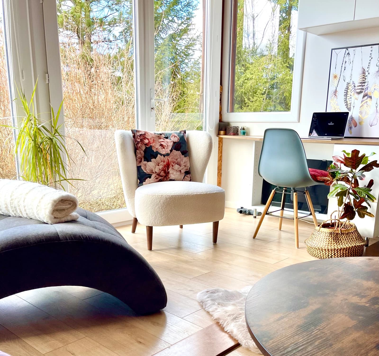 Salon dans Le Chalet d'Heidi: une escapade alpine de rêve - 0