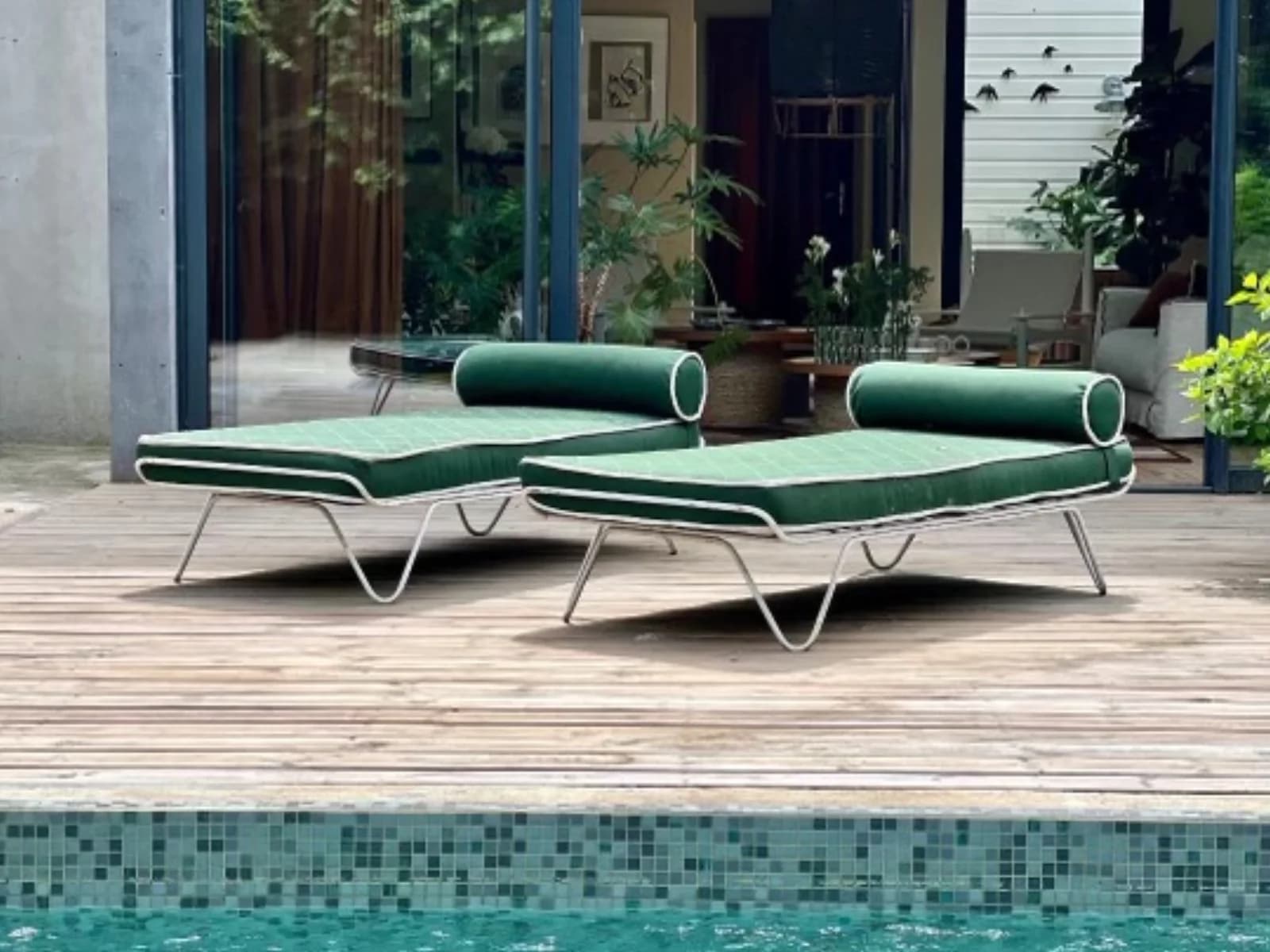 Salon dans Demeure de charme avec son patio et sa piscine privée - 1