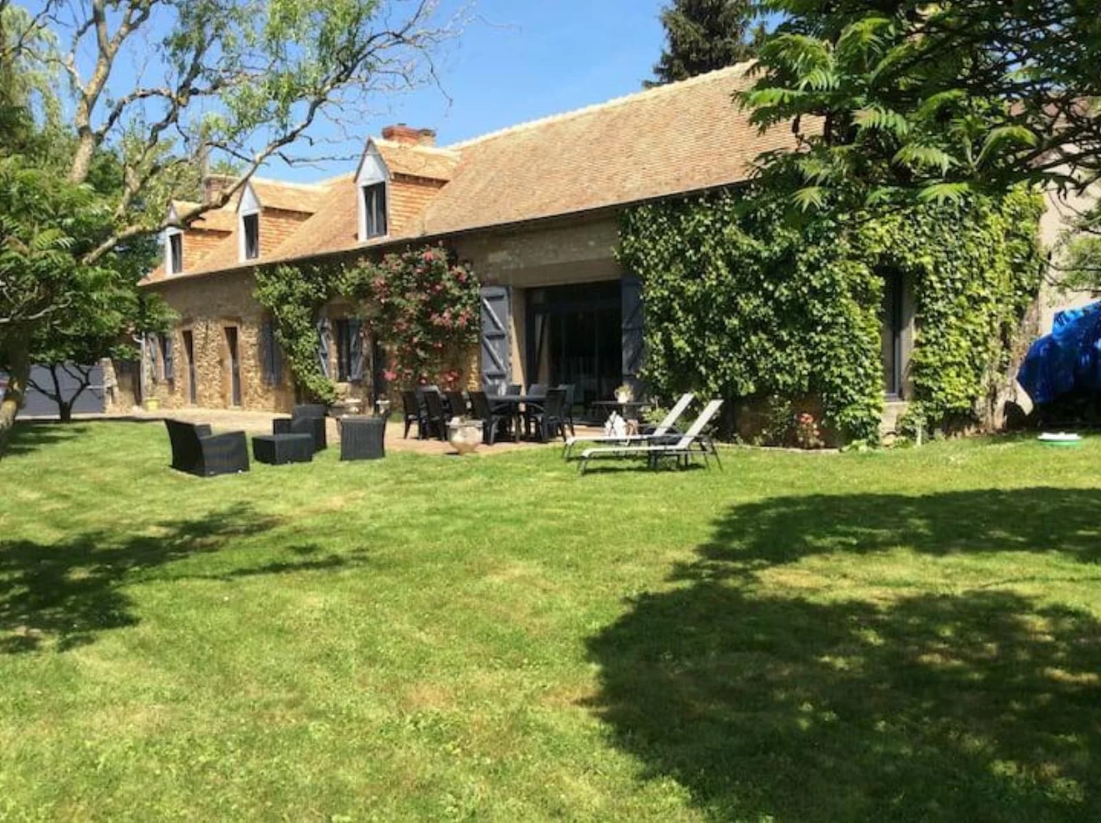 Meeting room in Charming house very close to Le Mans - 1