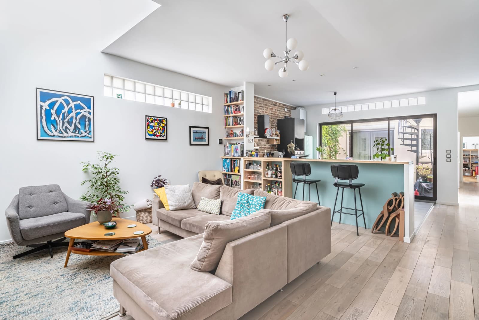 Loft avec patio et rooftop au calme