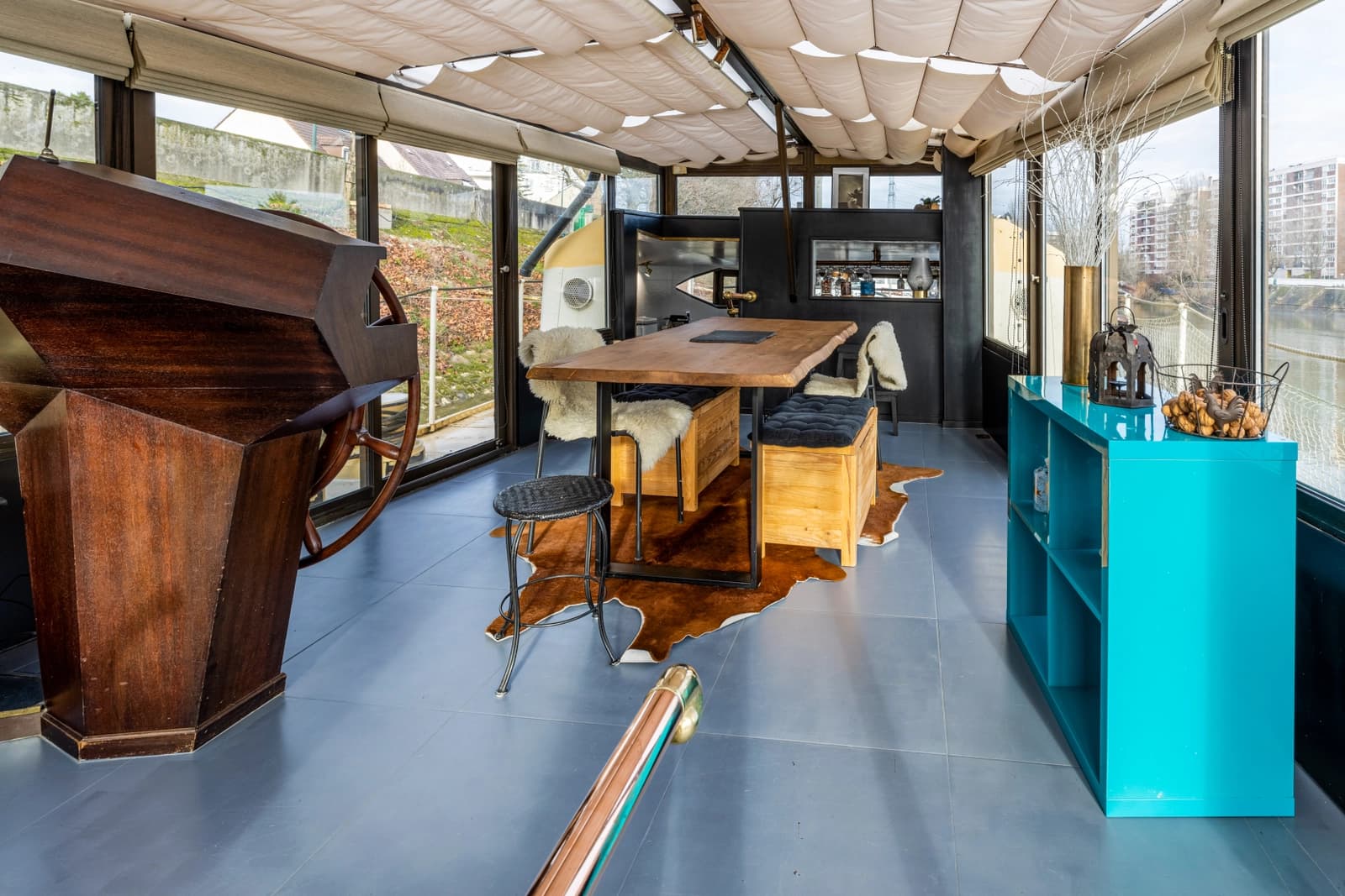 Salle de réunion dans Tous en Seine: péniche de charme, panorama fluvial - 1