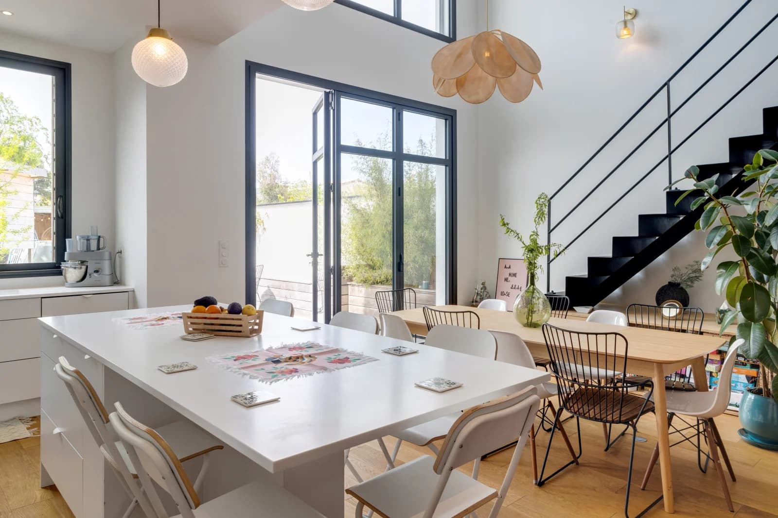 Meeting room in Architect-designed glass house with terrace and garden - 1