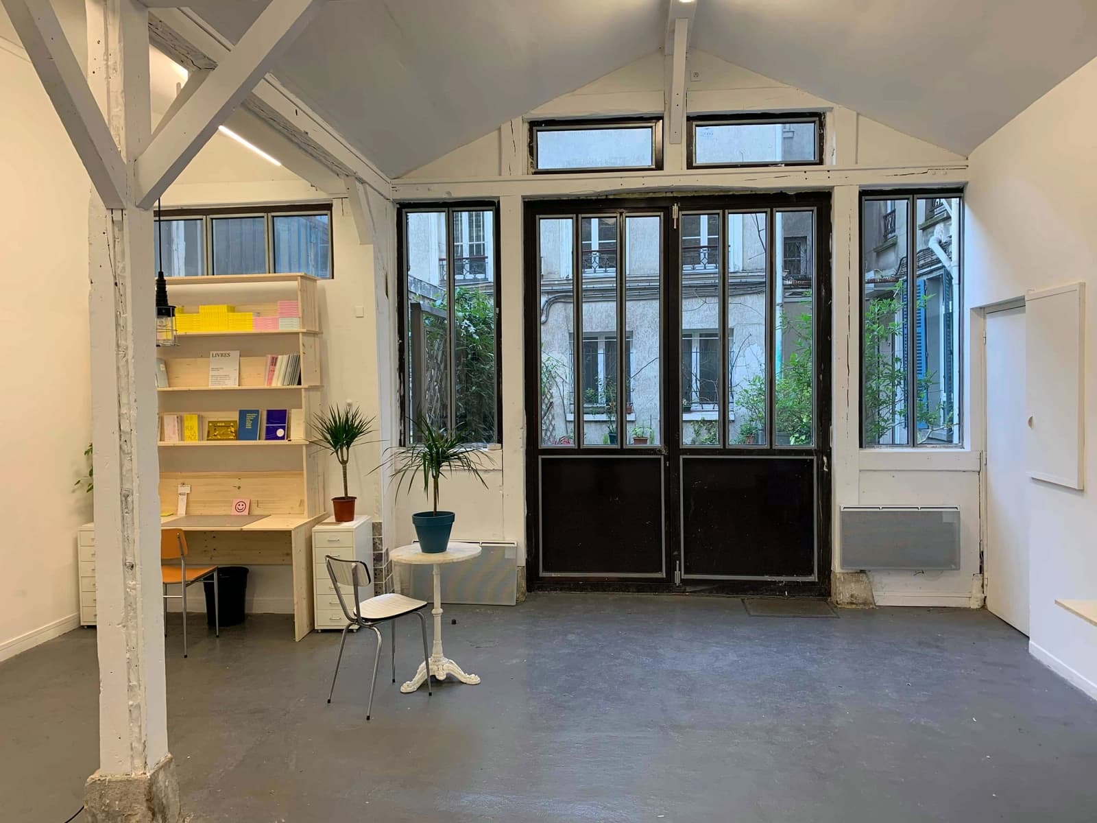Espace Galerie d'art insolite et surprenante, un lieu unique - 1