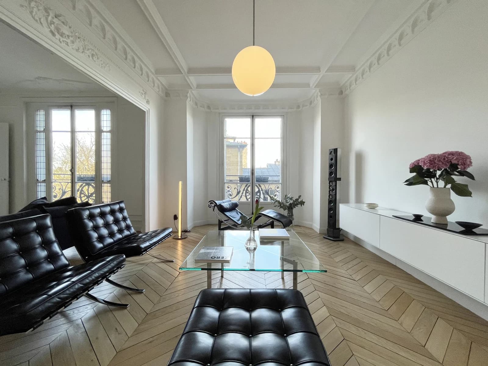 Espace grand appartement parisien minimaliste - 4