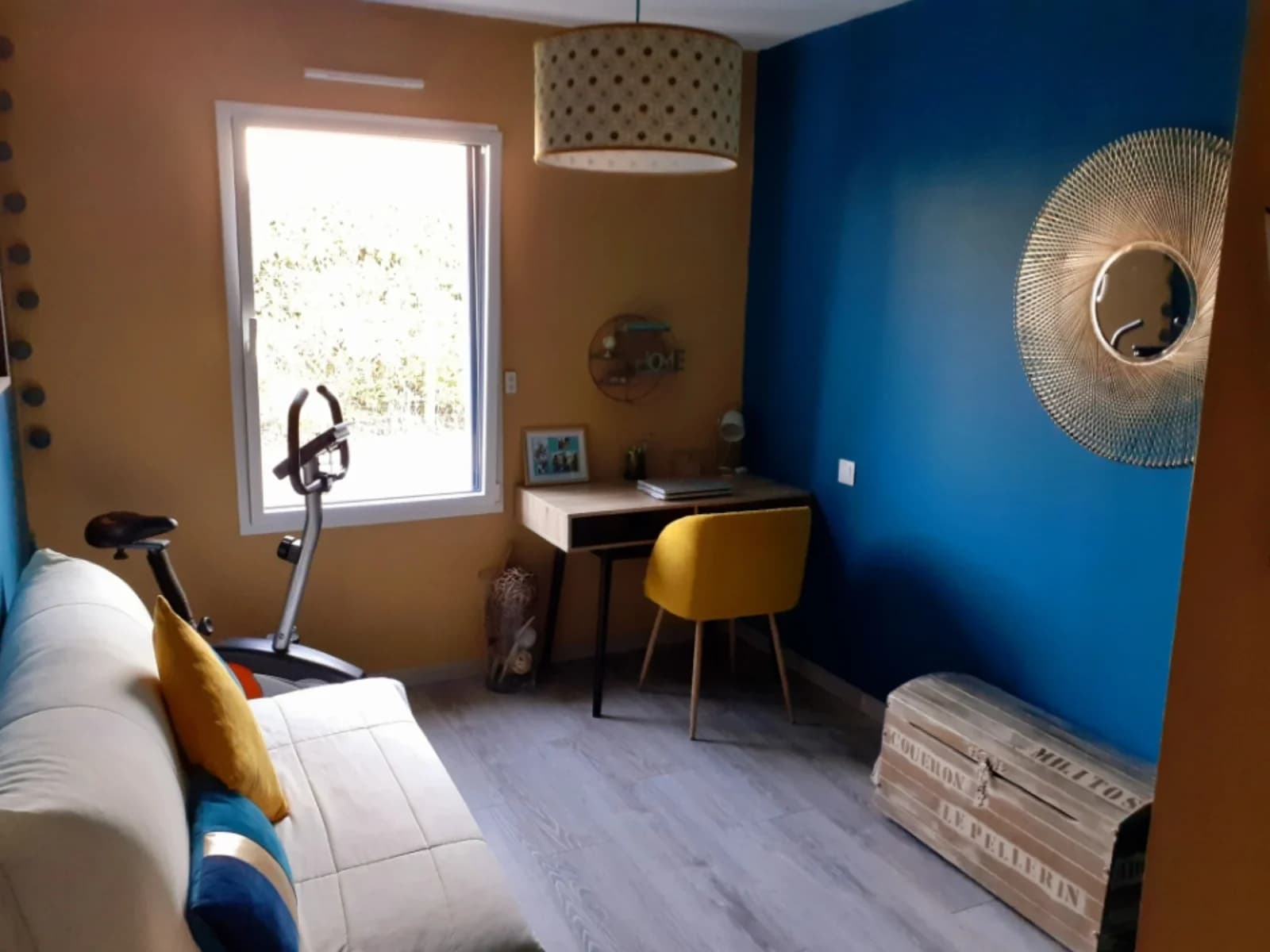 Chambre dans Séjour urbain de charme dans une villégiature cosy - 1