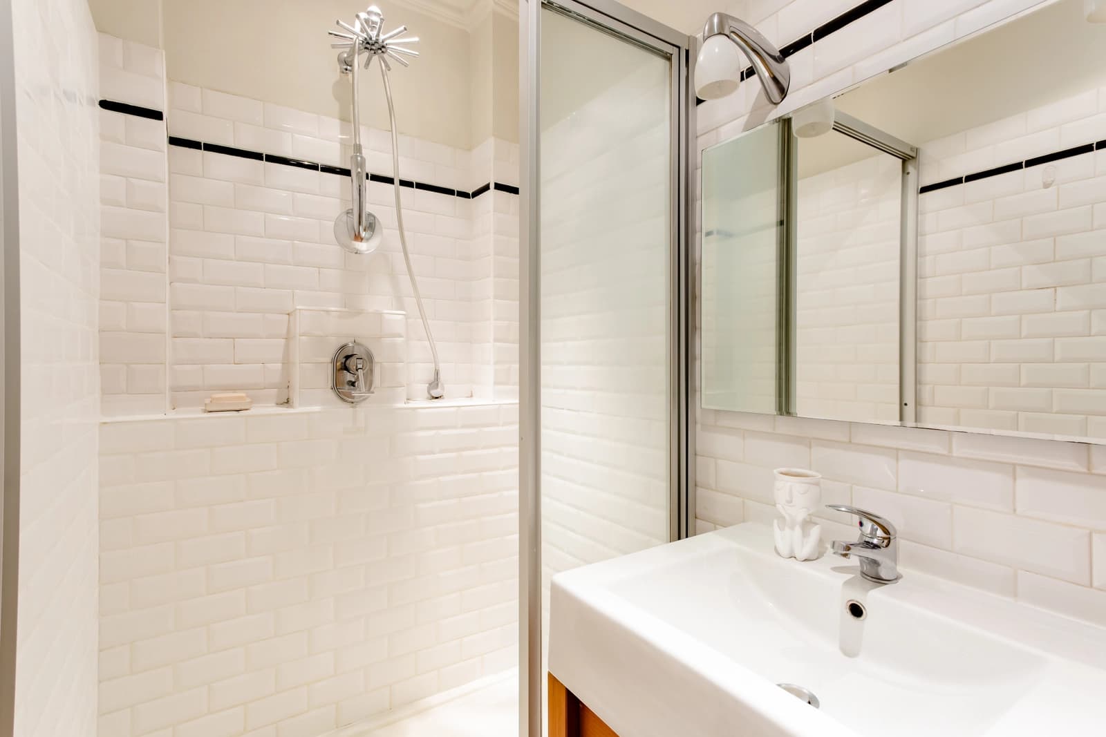 Espace Montmartre : appartement plein de charme - 4