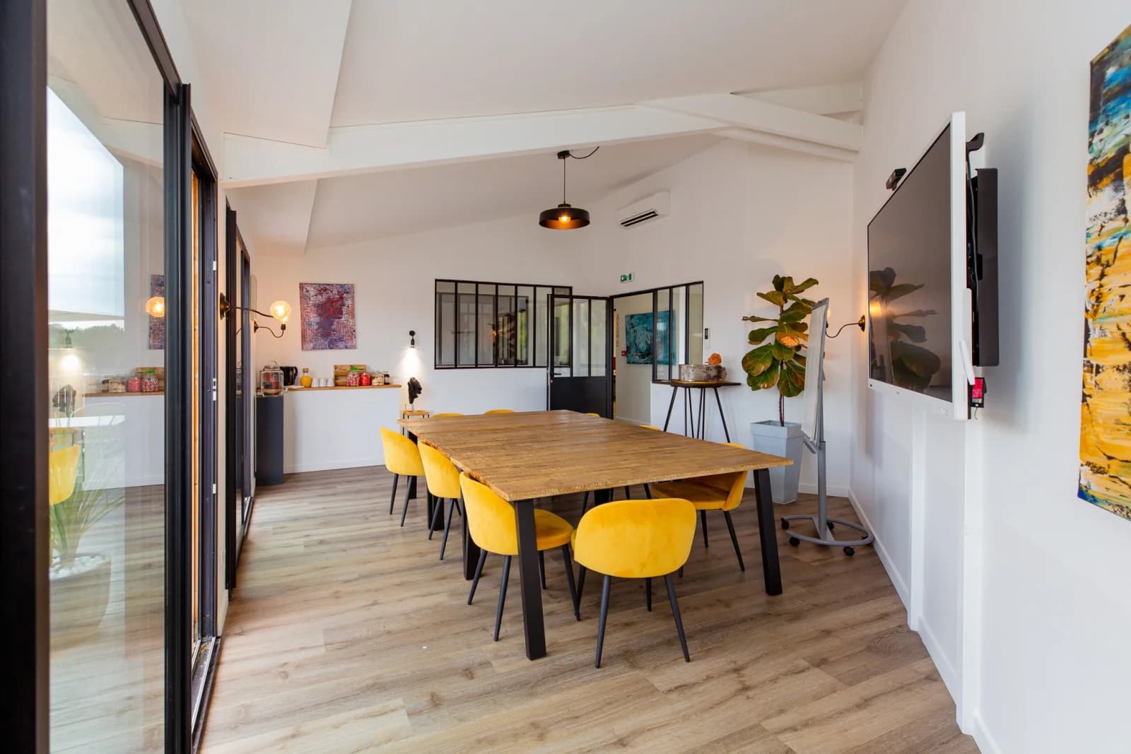 Espace avec rooftop à louer