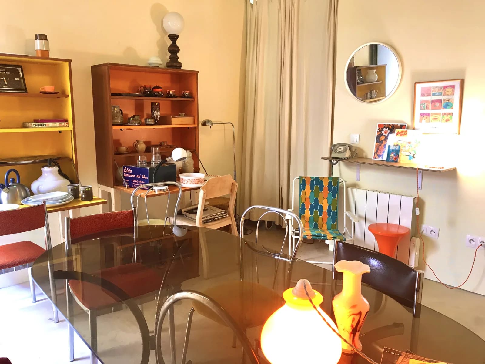 Espace Café & boutique rétro années 70 - 4