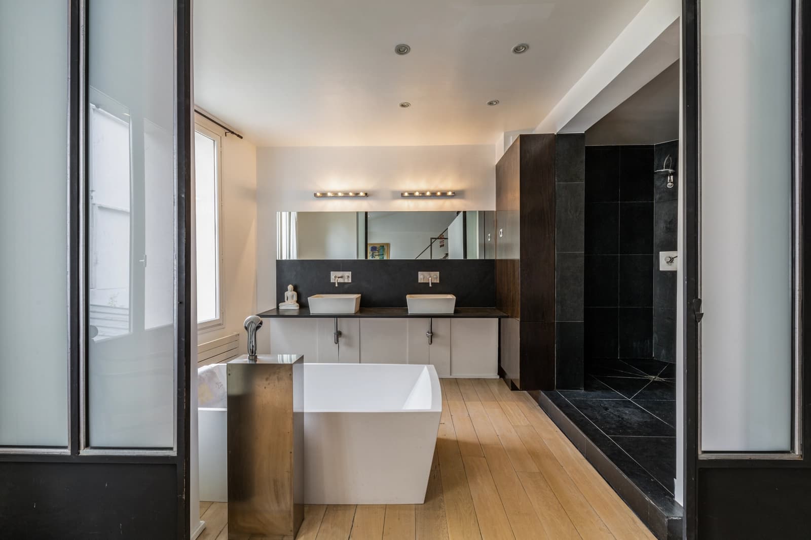 Bathroom in An architect-designed house with terrace in Paris - 1