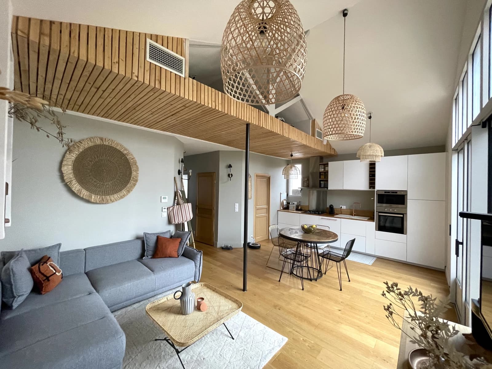 Espace Maison arcachonnaise typique avec son jardin fleuri - 1