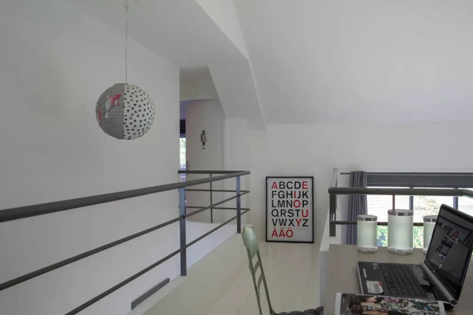 Salon dans Belle maison d'architecte au design contemporain - 1