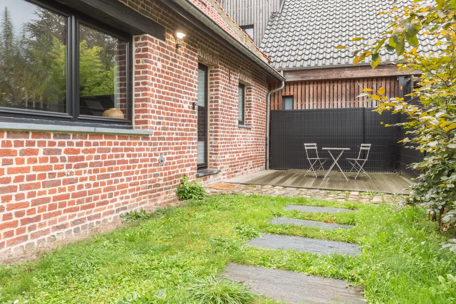 Espace Ensemble immobilier composé de trois demeures - 4