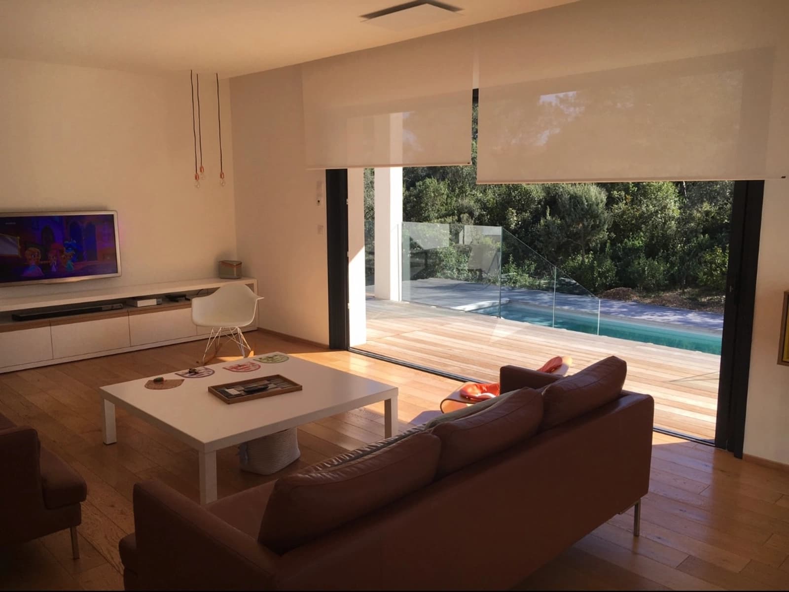 Space Contemporary villa south of France - 2